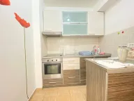 Izdavanje, jednosoban stan, 52m², City Kvart, Podgorica - image 2