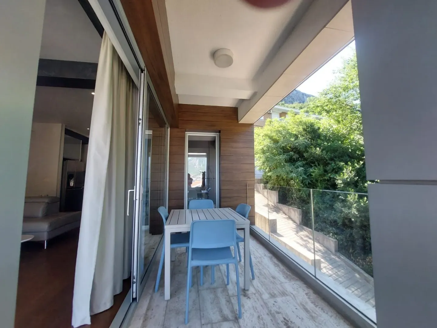 Rent, three bedroom apartment, 130m², Dobrota, Kotor