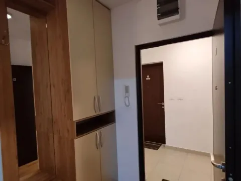 Rent, one bedroom apartment, 45m², City Kej, Podgorica - image 3