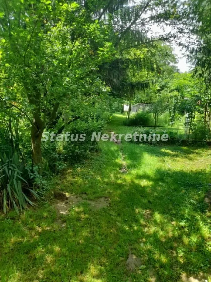 Prodaja, plac, 2100m², Inđija, Srbija