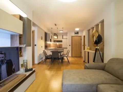 Sale, two bedroom apartment, 67m², Budva, Crna Gora - image 2