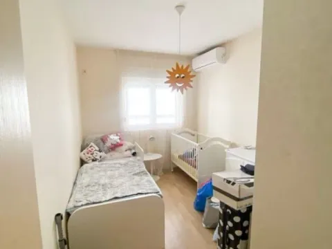 Prodaja, dvosoban stan, 66m², City Kvart, Podgorica - image 9