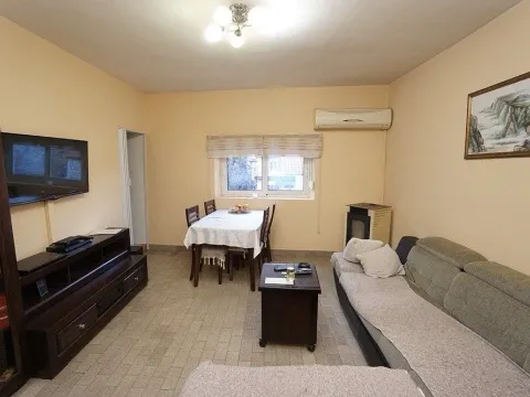 Prodaja, kuća, 192m², Škaljari, Kotor - image 8
