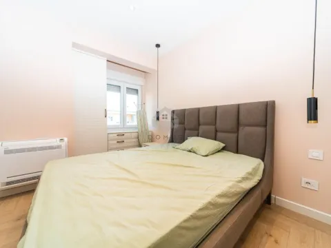 Izdavanje, jednosoban stan, 55m², City Kvart, Podgorica - image 5