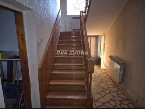 Prodaja, kuća, 180m², Bečej, Novi Sad - image 4