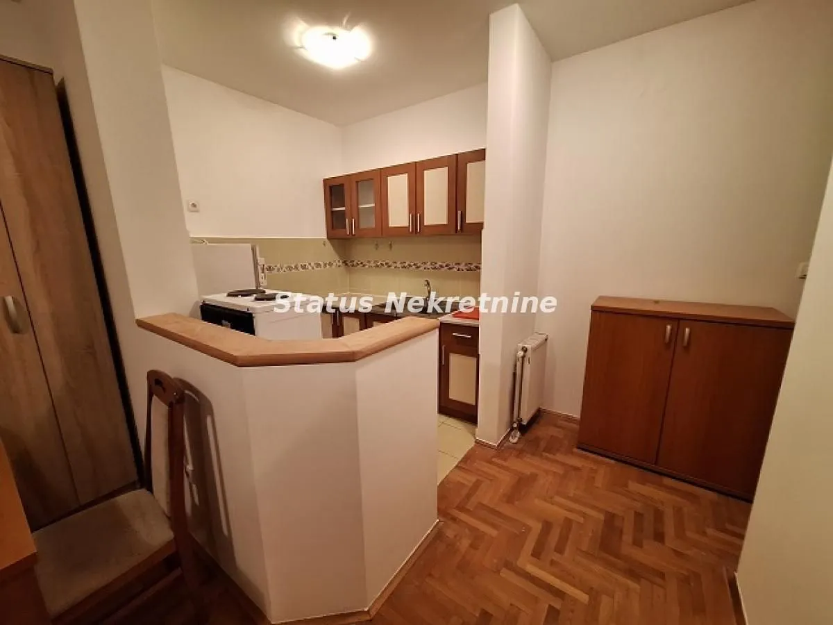 Rent, one bedroom apartment, 42m², Grbavica, Novi Sad Sve Podlokacije
