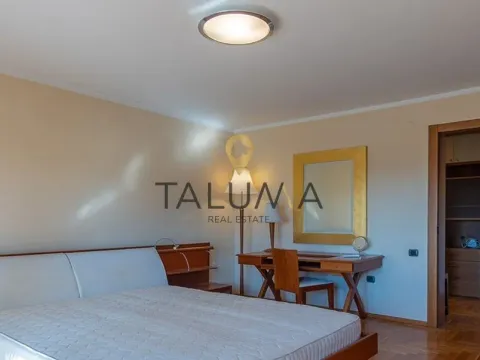 Prodaja, stan, 285m², Preko Morače, Podgorica - image 9