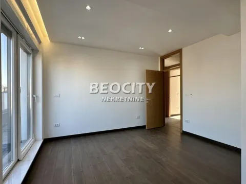 Izdavanje, četvorosoban stan, 200m², Neimar, Vračar Sve Podlokacije - image 22