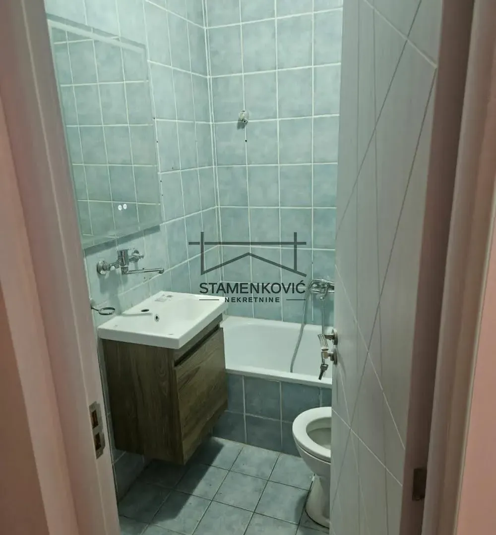 Prodaja, dvosoban stan, 37m², Nova Detelinara, Novi Sad Sve Podlokacije
