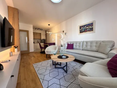 Izdavanje, jednosoban stan, 50m², City Kvart, Podgorica - image 4