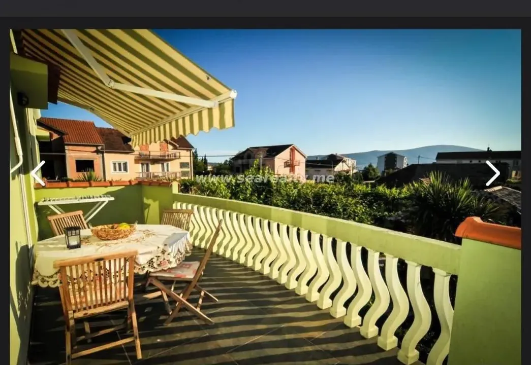 Izdavanje, stan, 200m², Tivat, Crna Gora