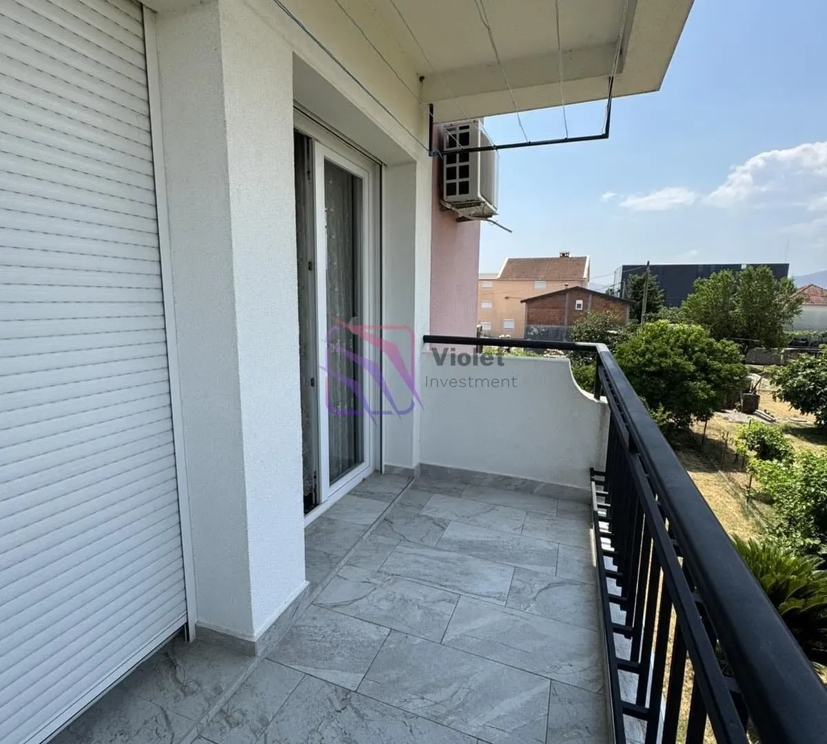 Izdavanje, dvosoban stan, 75m², Gornja Gorica, Podgorica
