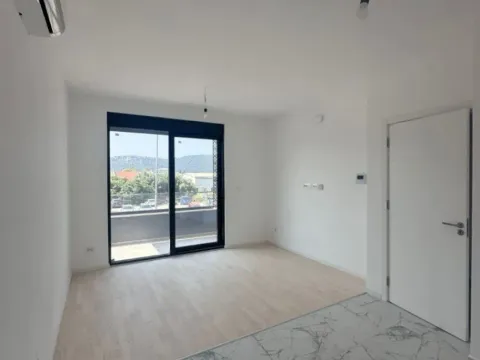 Prodaja, jednosoban stan, 46m², Bar, Crna Gora - image 9