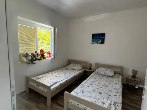 Rent, two bedroom apartment, 84m², Gradiošnica, Tivat - image 6