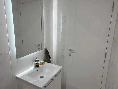 Prodaja, dvosoban stan, 69m², Stari Aerodrom, Podgorica - image 12