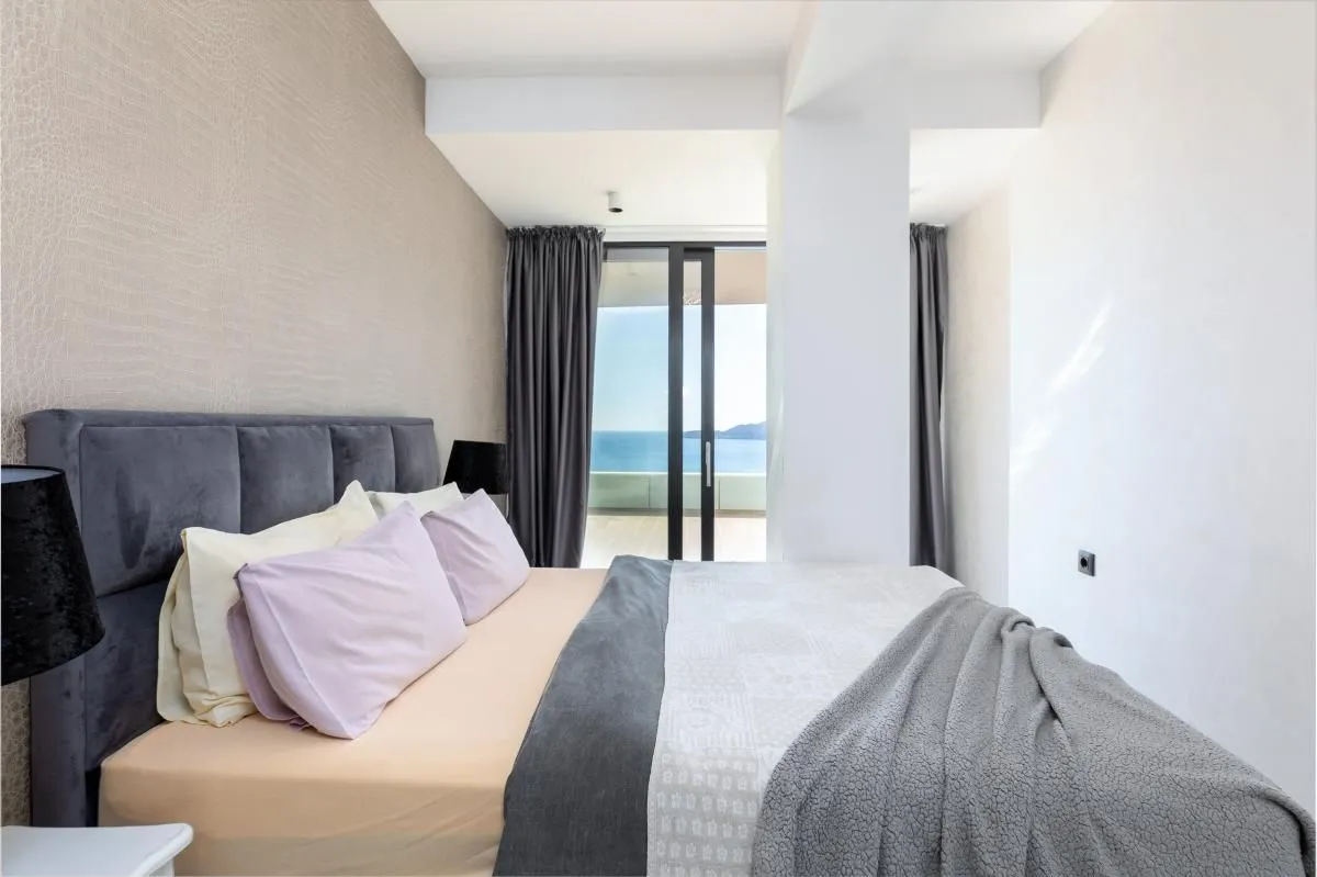 Sale, one bedroom apartment, 49m², Bečići, Budva