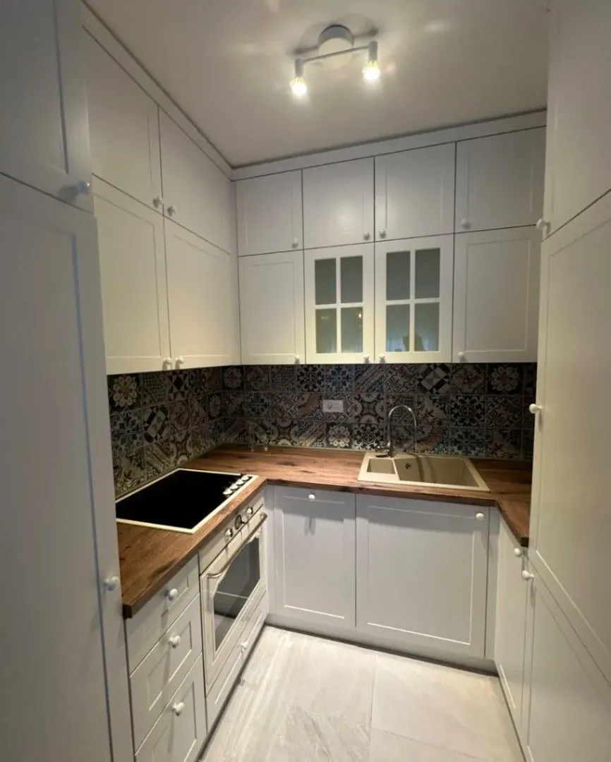 Izdavanje, jednosoban stan, 49m², Central Point, Podgorica