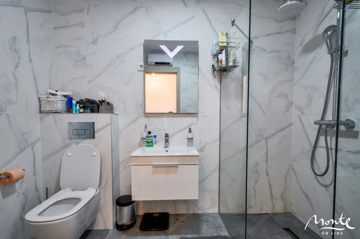 Prodaja, dvosoban stan, 73m², Tivat, Crna Gora