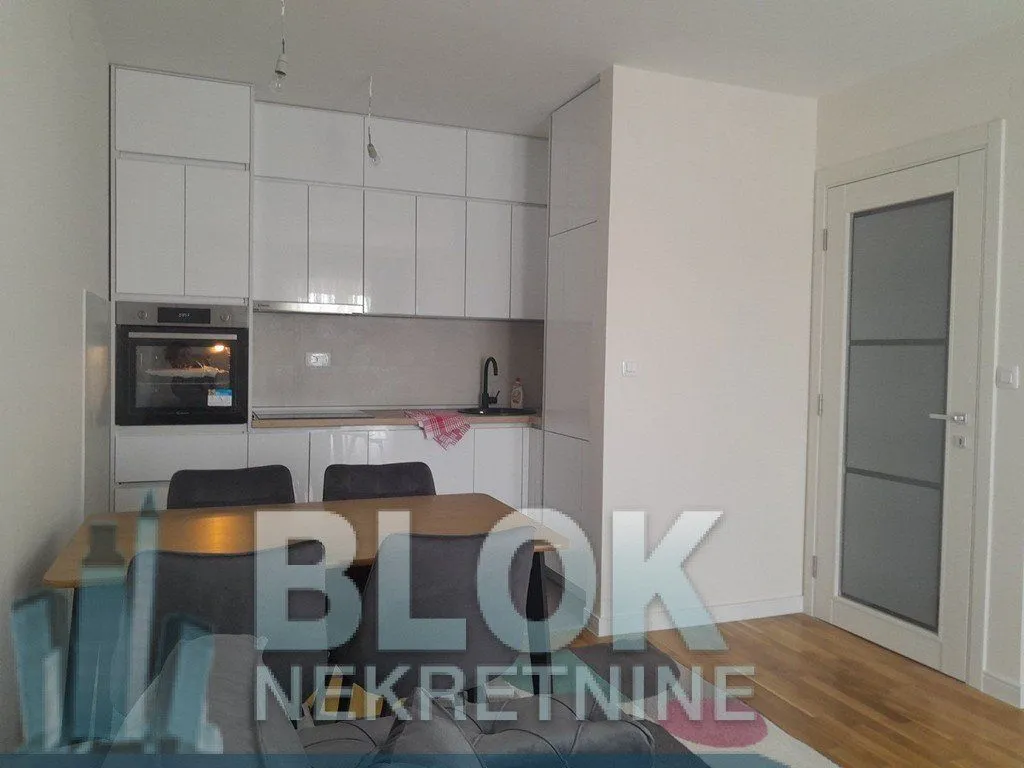 Izdavanje, jednosoban stan, 45m², Zabjelo, Podgorica