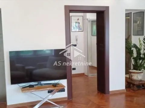 Izdavanje, dvosoban stan, 67m², Stari Grad, Beograd - image 4