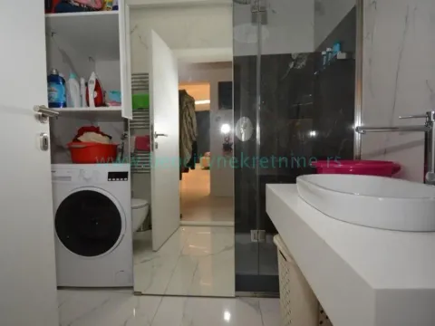 Prodaja, četvorosoban stan, 240m², Dedinje Sve Podlokacije, Beograd - image 14