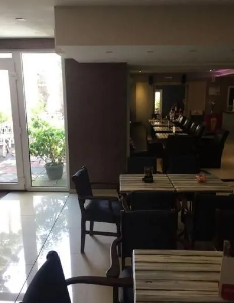 Rent, office space, 1200m², Čukarica, Beograd