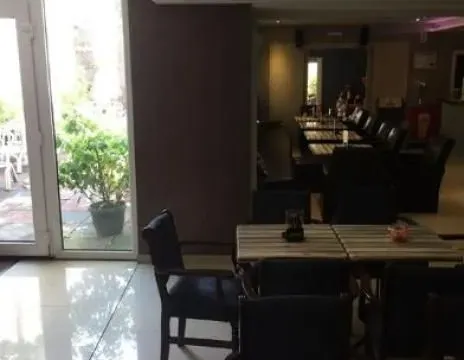 Izdavanje, poslovni prostor, 1200m², Čukarica, Beograd - image 9