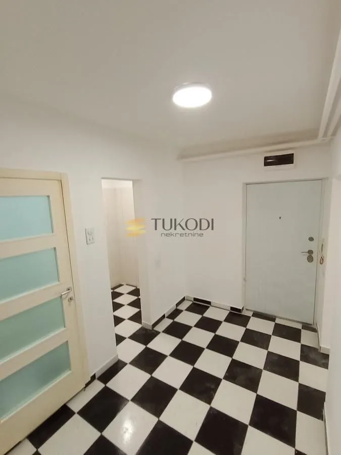 Prodaja, jednosoban stan, 36m², Stari grad, Novi Sad