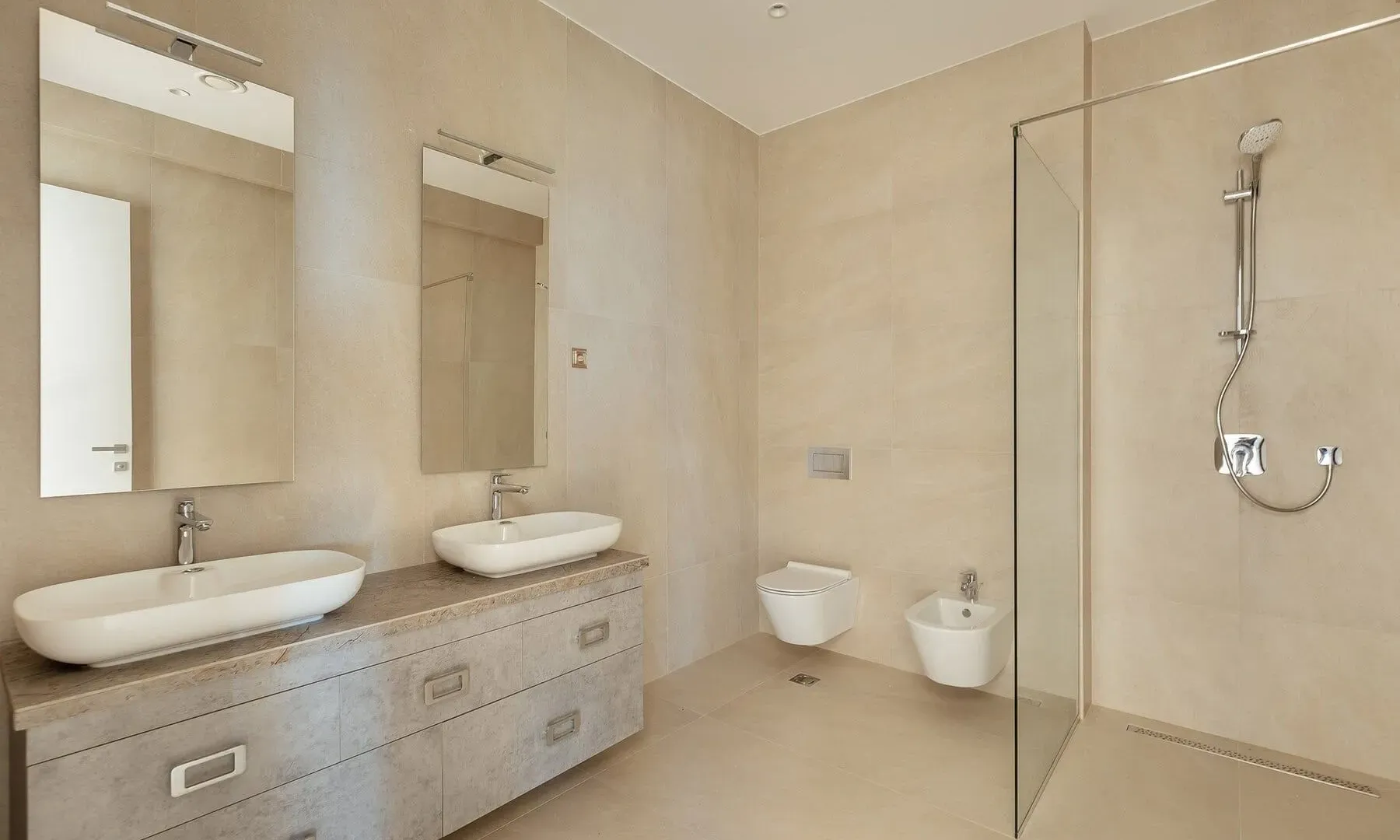 Sale, house, 1400m², Kotor, Crna Gora
