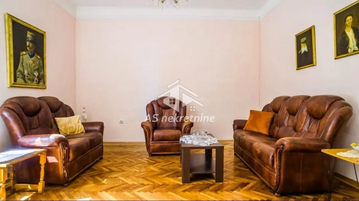 Rent, two bedroom apartment, 65m², Stari Grad, Beograd