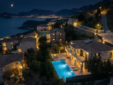 Rent, house, 200m², Reževići, Budva - image 4