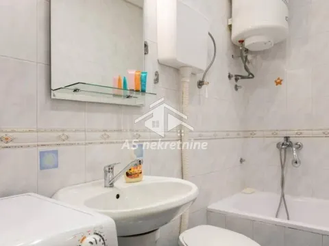 Rent, apartment, 46m², Đeram Pijaca, Beograd - image 9