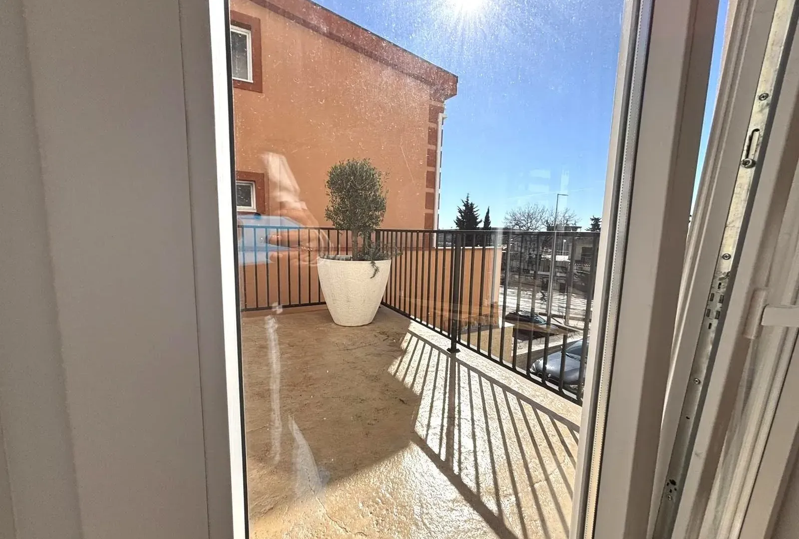Sale, one bedroom apartment, 63m², Sutomore, Bar