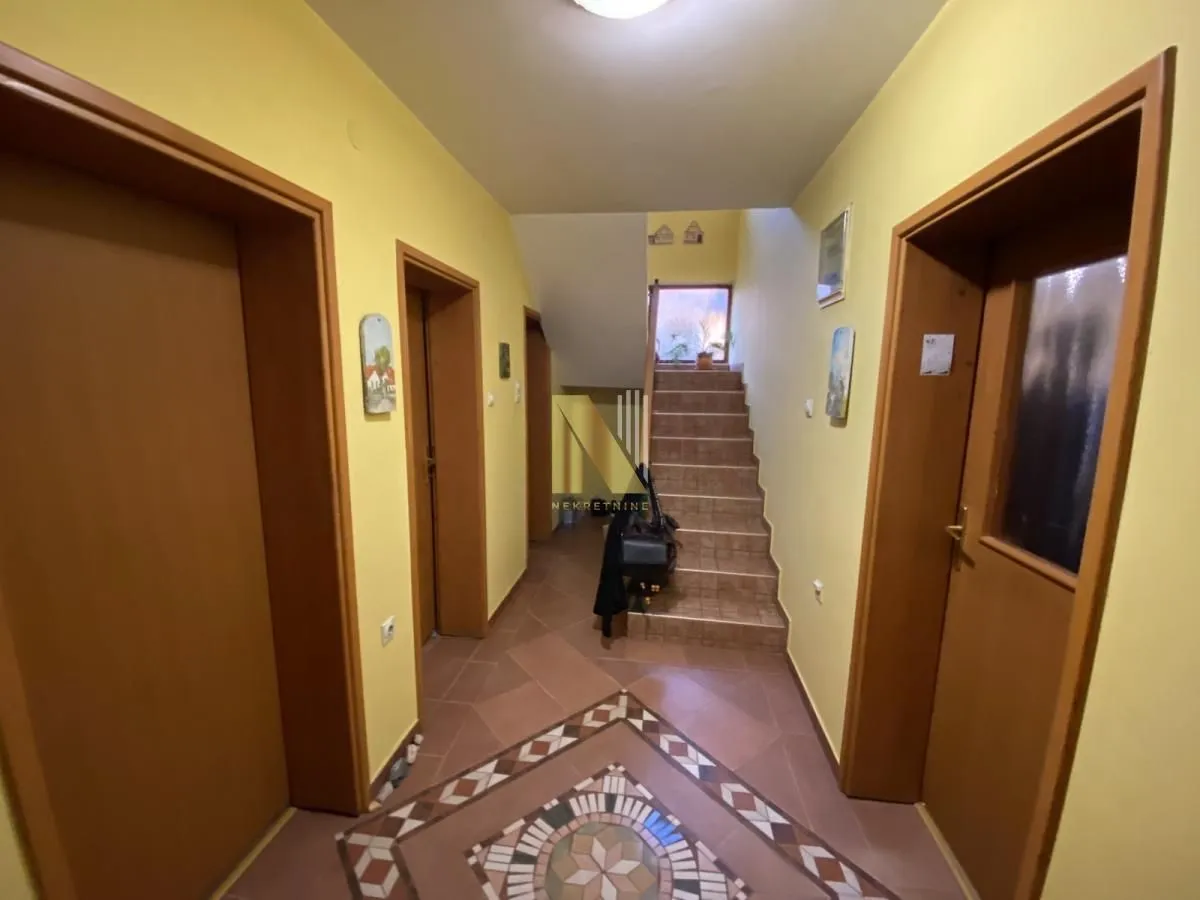Sale, house, 162m², Veternik, Novi Sad Sve Podlokacije