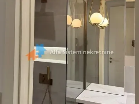 Izdavanje, trosoban stan, 113m², Vračar Centar, Vračar Sve Podlokacije - image 19