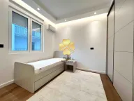 Izdavanje, dvosoban stan, 74m², Blok 9, Podgorica - image 11