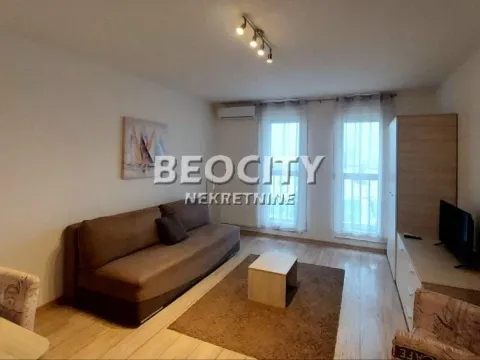 Izdavanje, jednosoban stan, 25m², Centar, Novi Sad - image 4