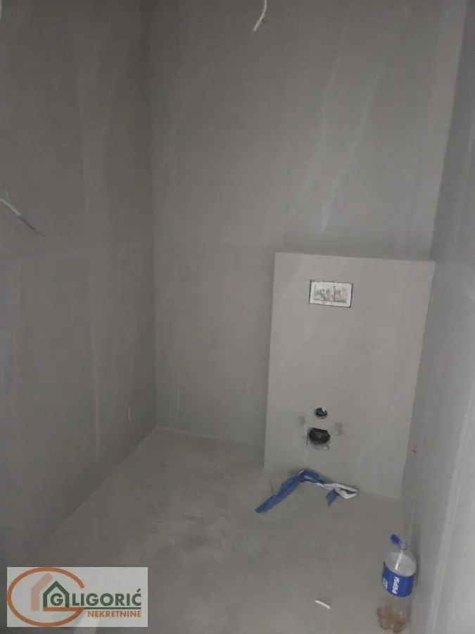 Prodaja, trosoban stan, 66m², Vukov Spomenik, Zvezdara Sve Podlokacije