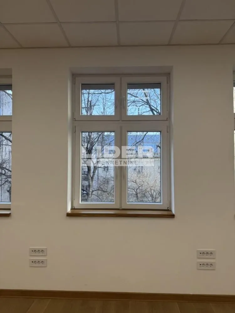 Rent, office space, 60m², Savski Venac, Beograd