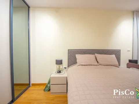 Prodaja, dvosoban stan, 70m², Centar, Podgorica - image 12