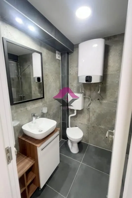 Prodaja, trosoban stan, 89m², Sremska Kamenica, Petrovaradin