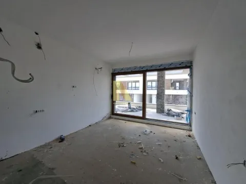 Sale, four bedroom apartment, 167m², Sremska Kamenica, Petrovaradin - image 12