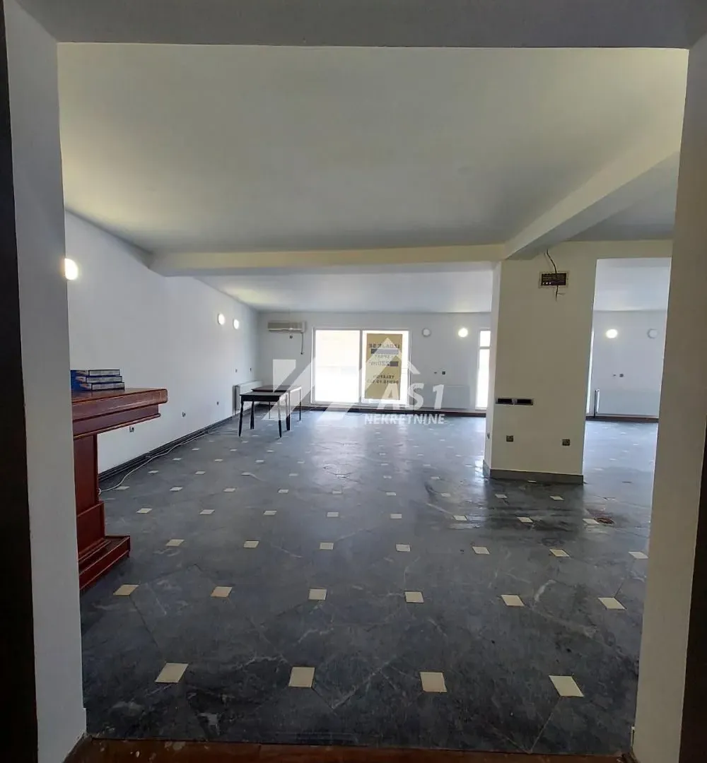 Rent, office space, 200m², Novi Sad Sve Podlokacije, Novi Sad