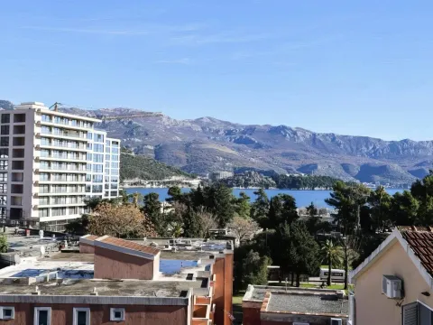 Izdavanje, jednosoban stan, 50m², Centar, Budva - image 2