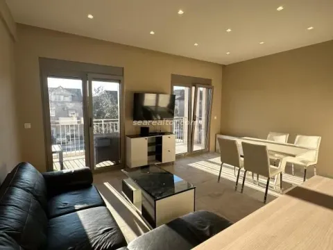 Rent, one bedroom apartment, 58m², Centar, Tivat - image 1