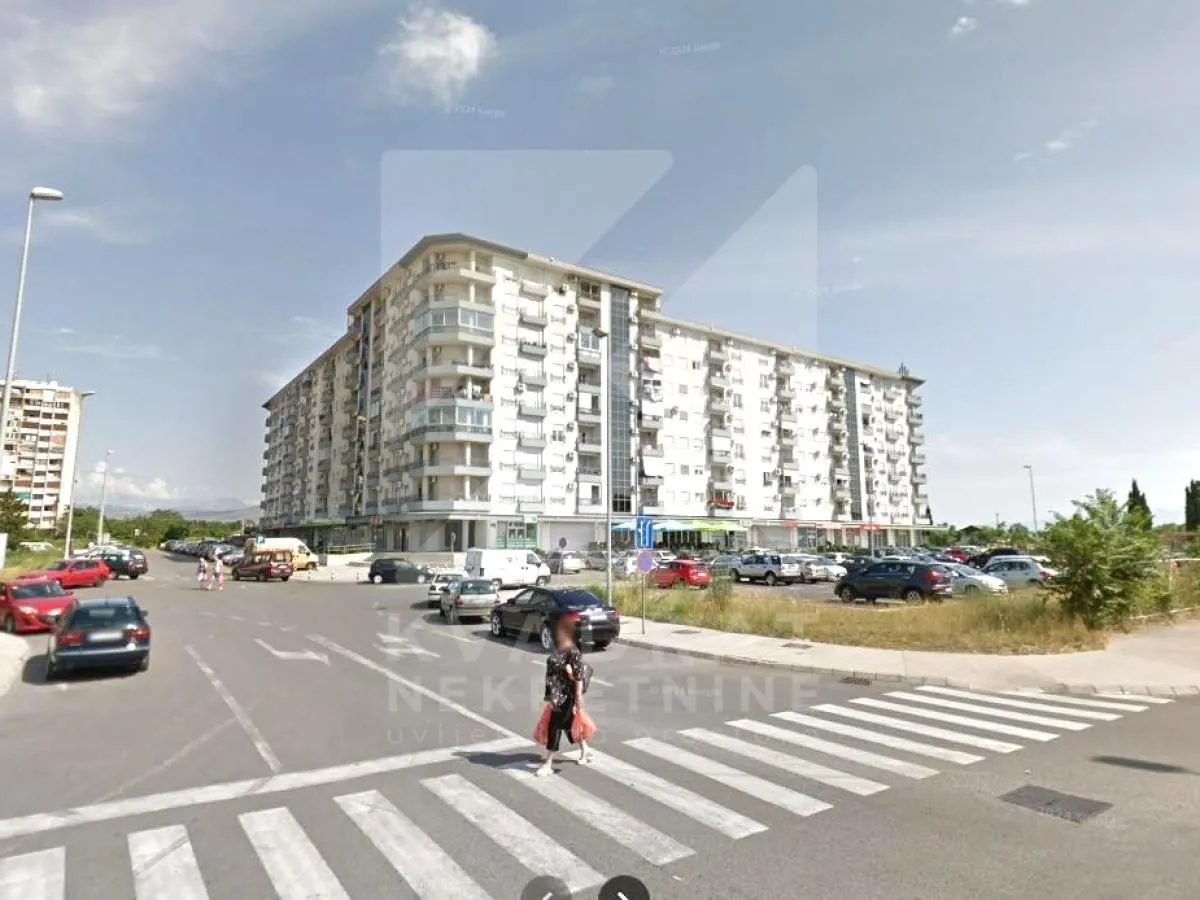 Prodaja, dvosoban stan, 64m², Tuški Put, Podgorica