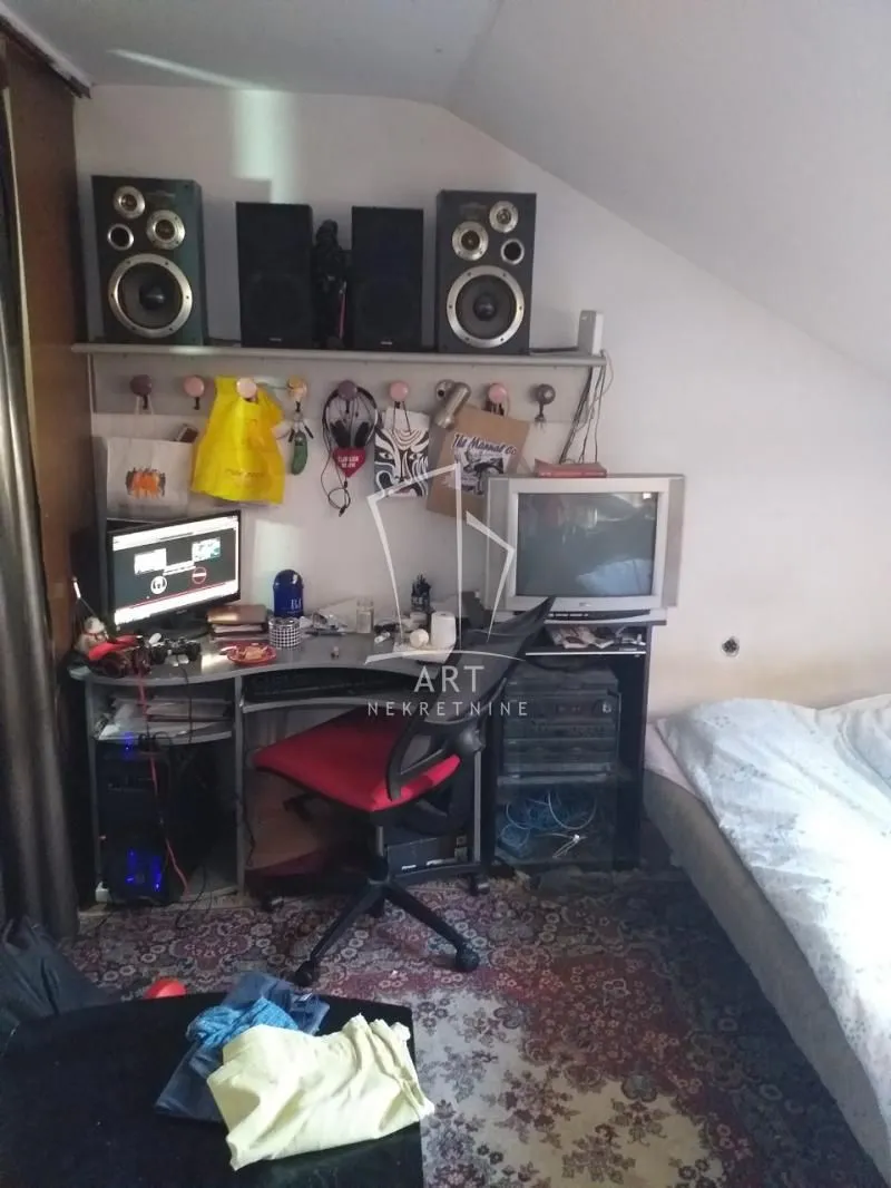 Sale, four bedroom apartment, 88m², Kalenić Pijaca, Vračar Sve Podlokacije