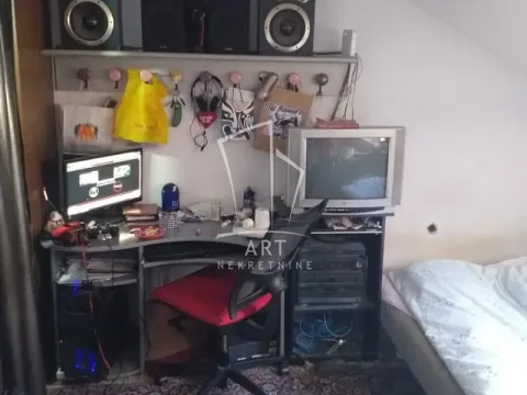 Prodaja, četvorosoban stan, 88m², Kalenić Pijaca, Vračar Sve Podlokacije - image 5