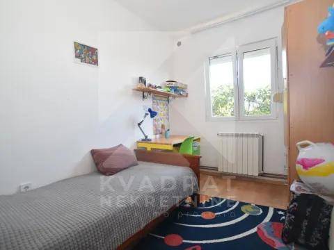 Sale, house, 150m², Tološi, Podgorica - image 9