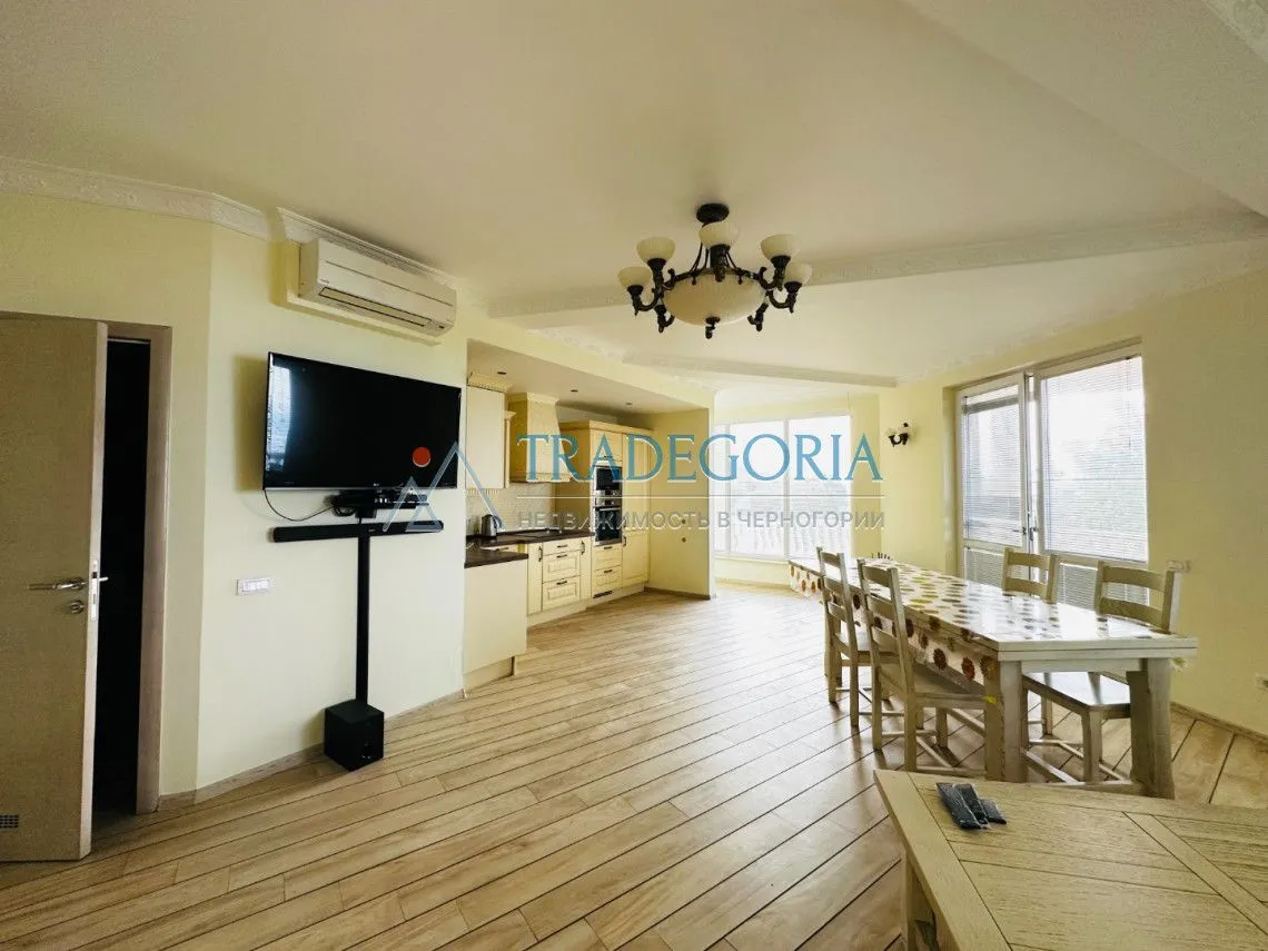 Sale, house, 859m², Dobra Voda, Bar
